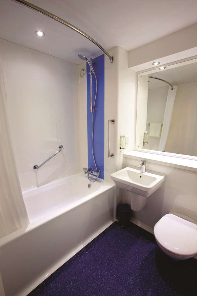 Travelodge Ludlow Woofferton Habitación foto